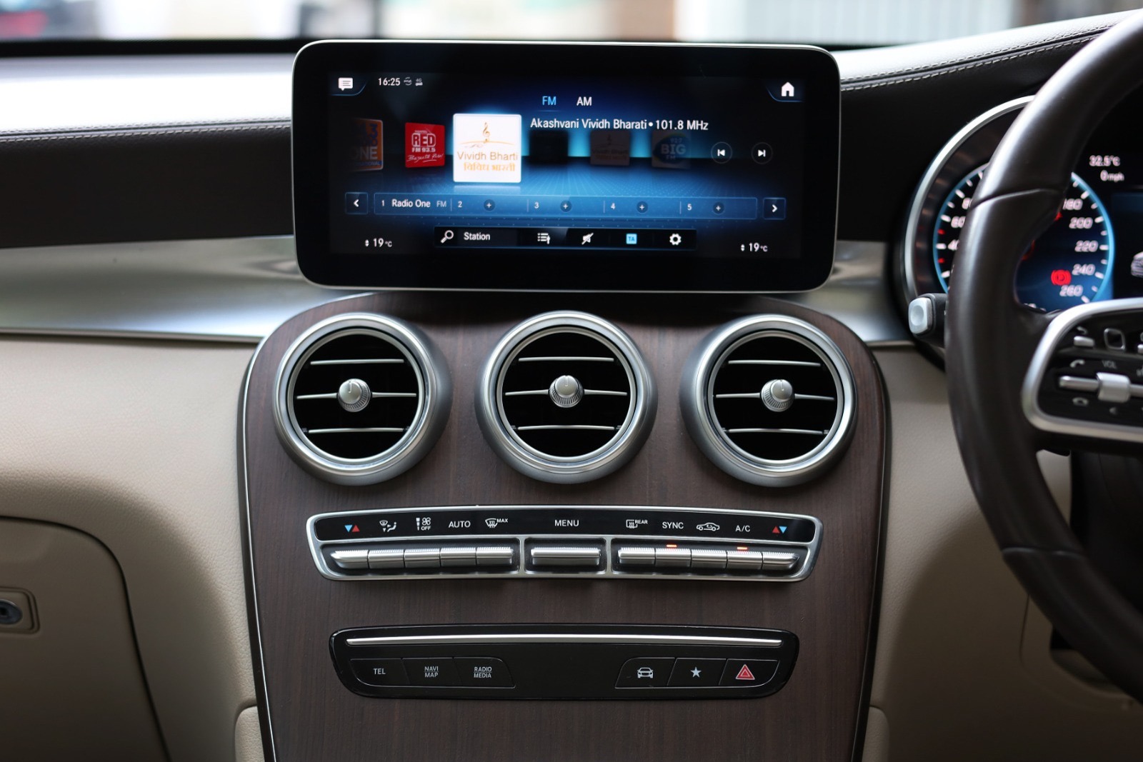 2021 MERCEDES BENZ GLC 200 PROGRESSIVE