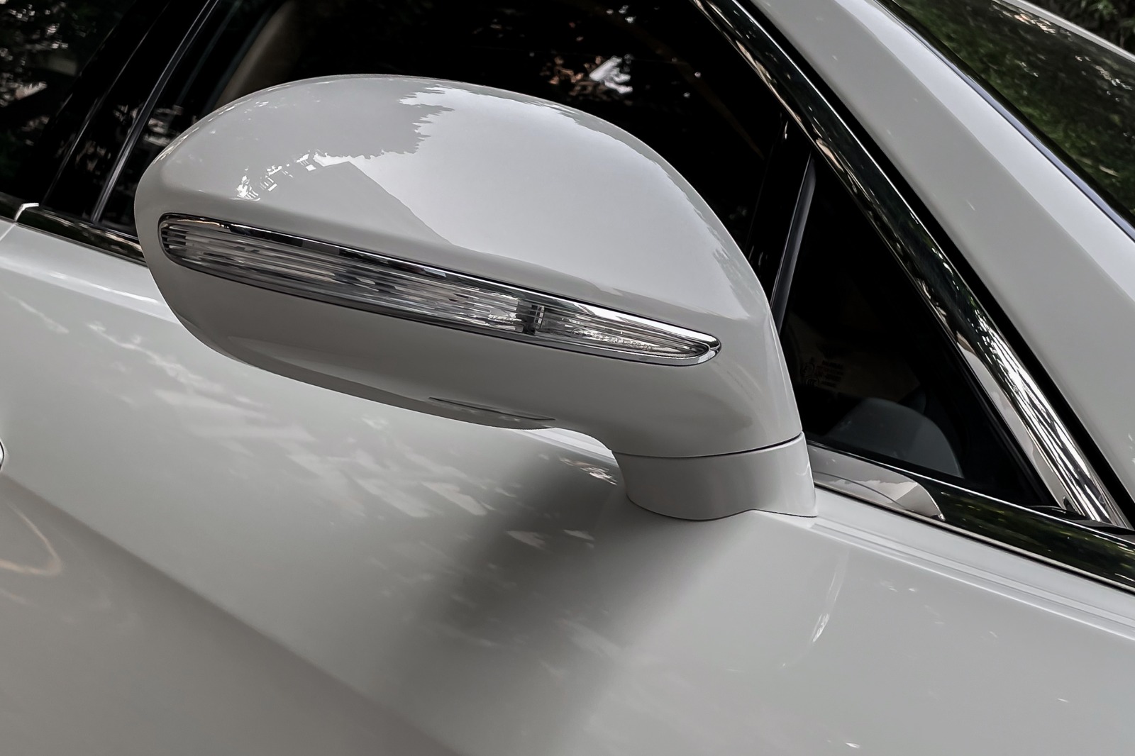 2019 BENTLEY FLYING SPUR V8