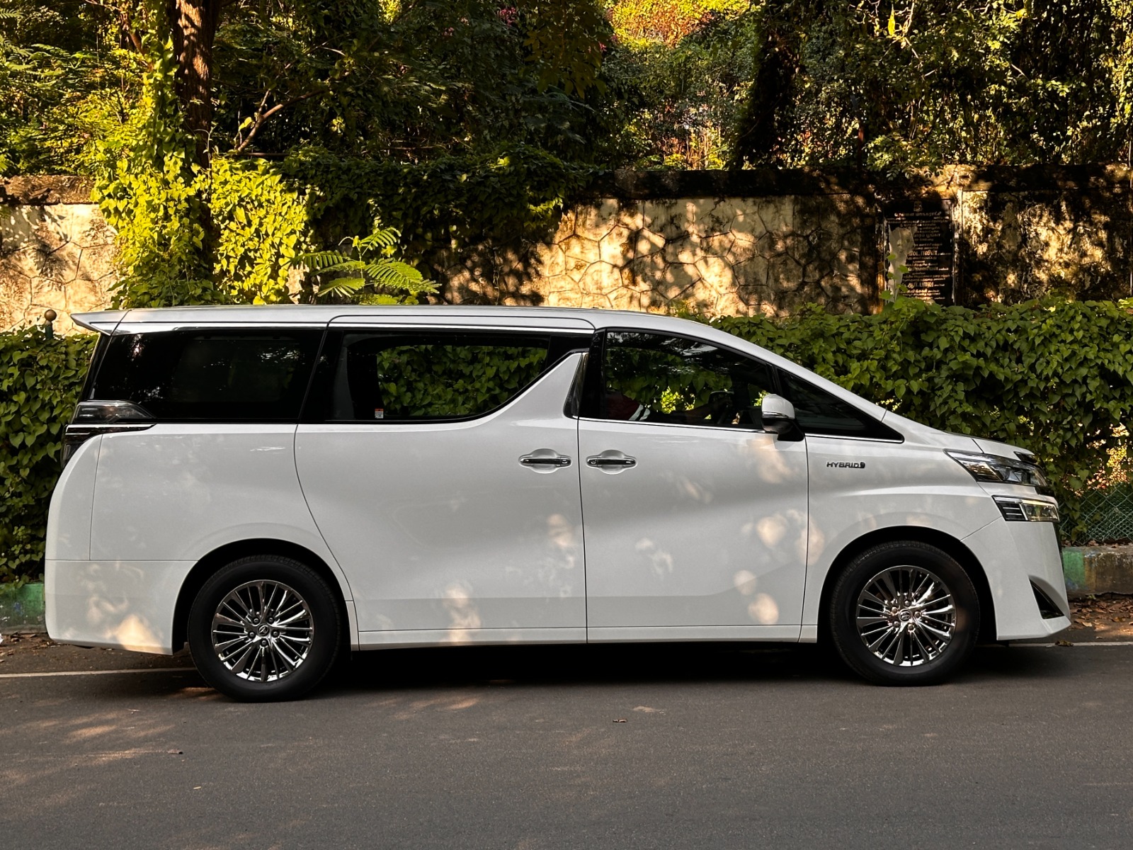 2023 TOYOTA VELLFIRE EXECUTIVE LOUNGE