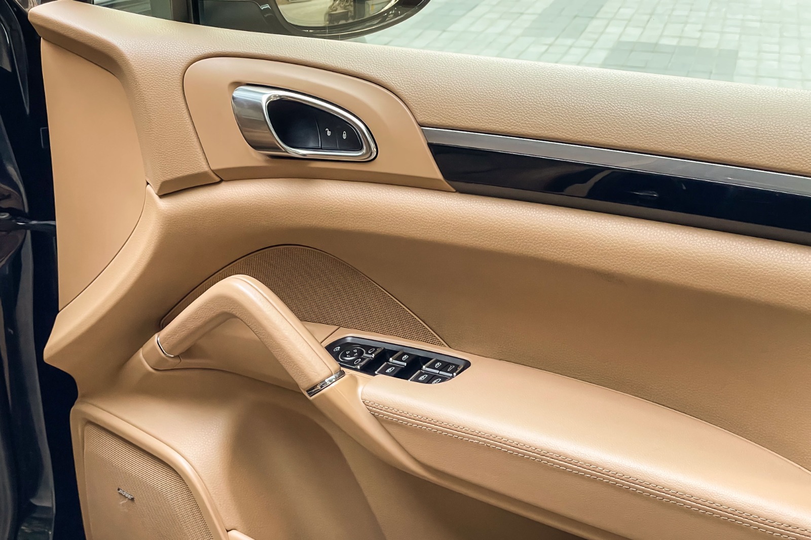 2015 PORSCHE CAYENNE V6