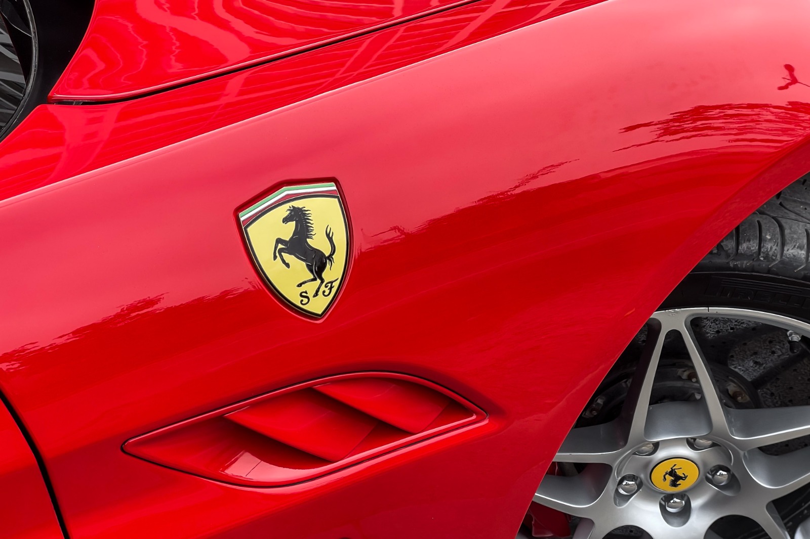 2013 FERRARI CALIFORNIA