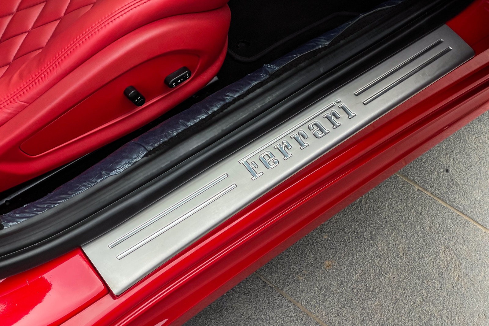 2013 FERRARI CALIFORNIA