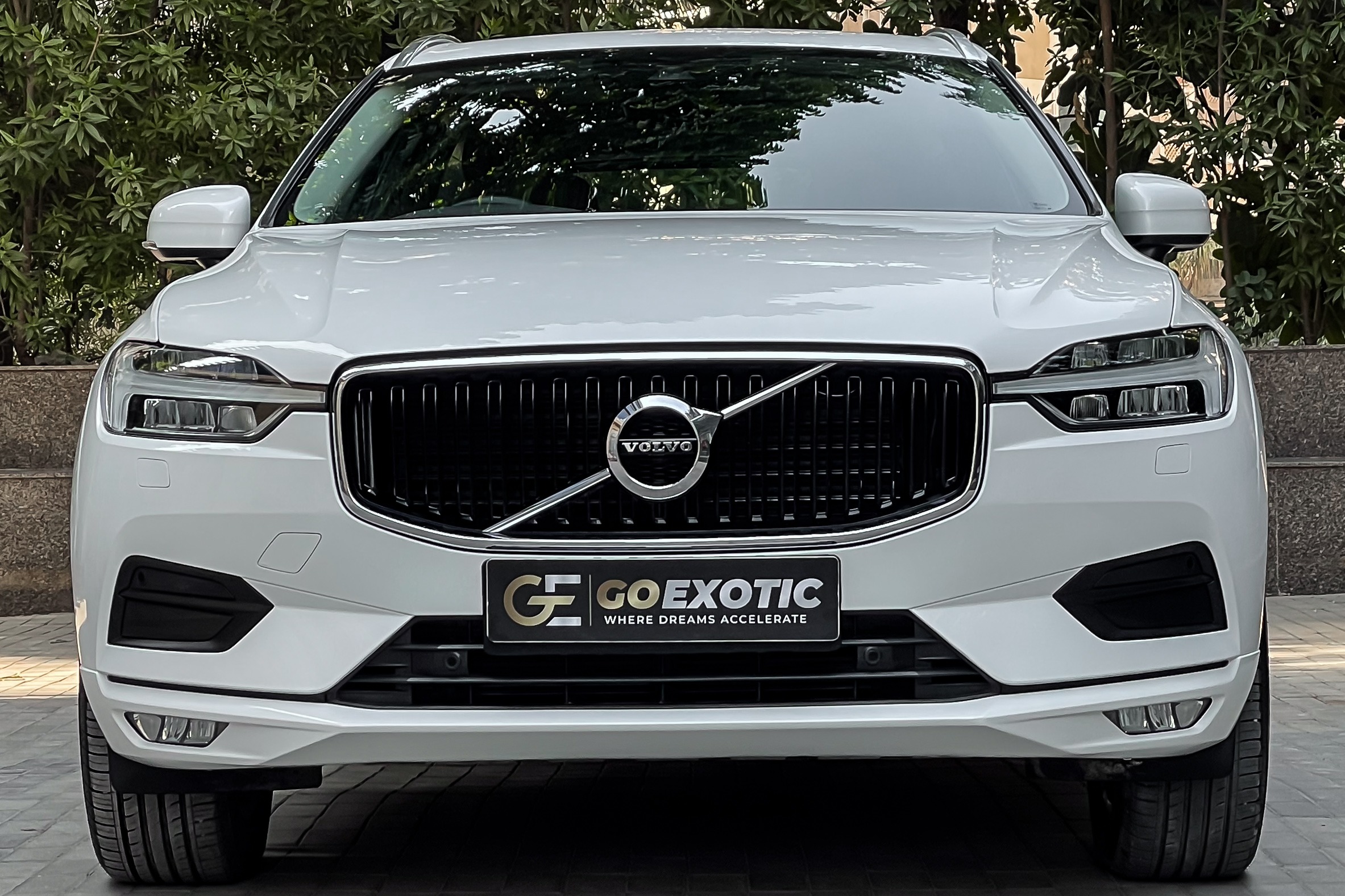 2018 VOLVO XC60 D4 MOMENTUM
