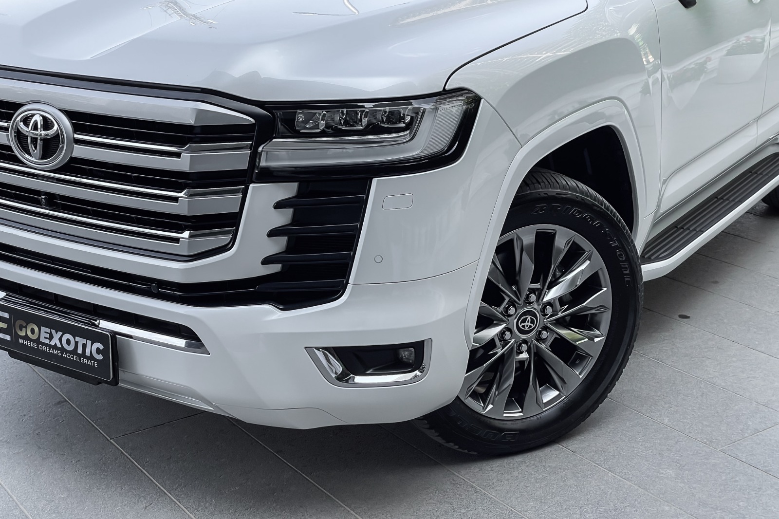 2023 TOYOTA LC 300 ZX