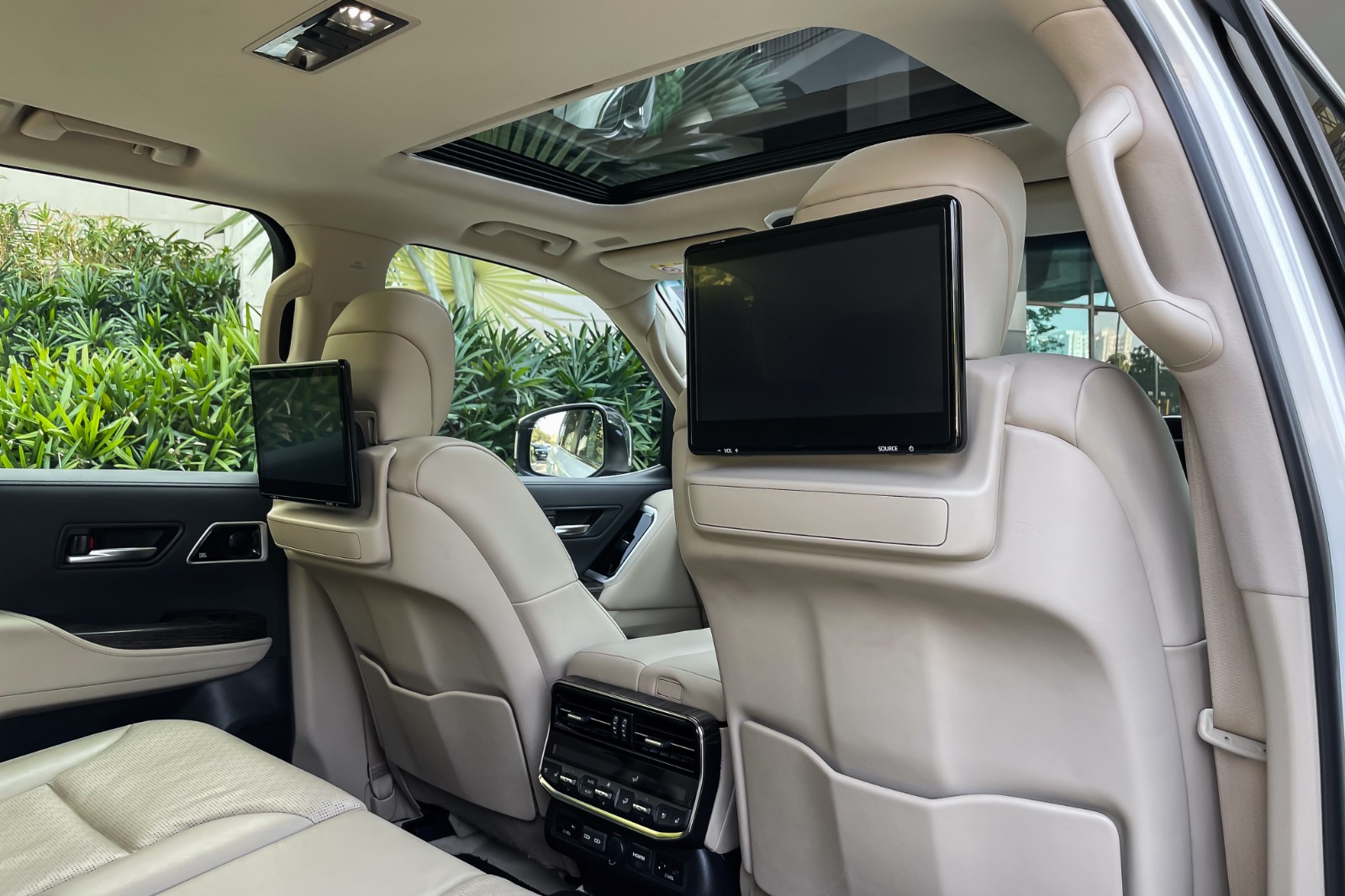 2023 TOYOTA LC 300 ZX