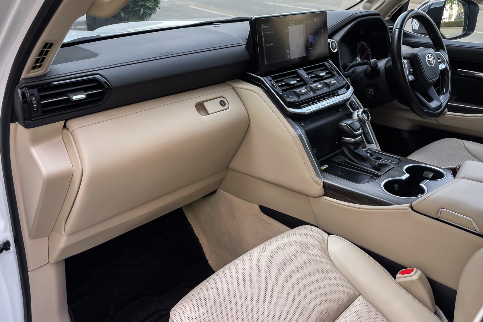 2023 TOYOTA LC 300 ZX