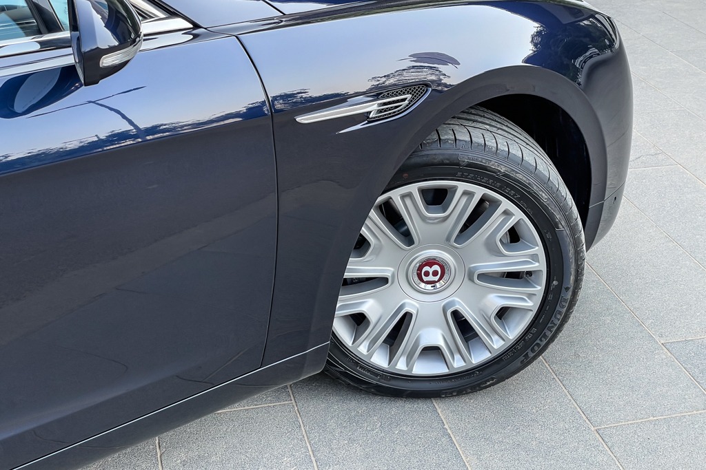 2014 BENTLEY FLYING SPUR V8