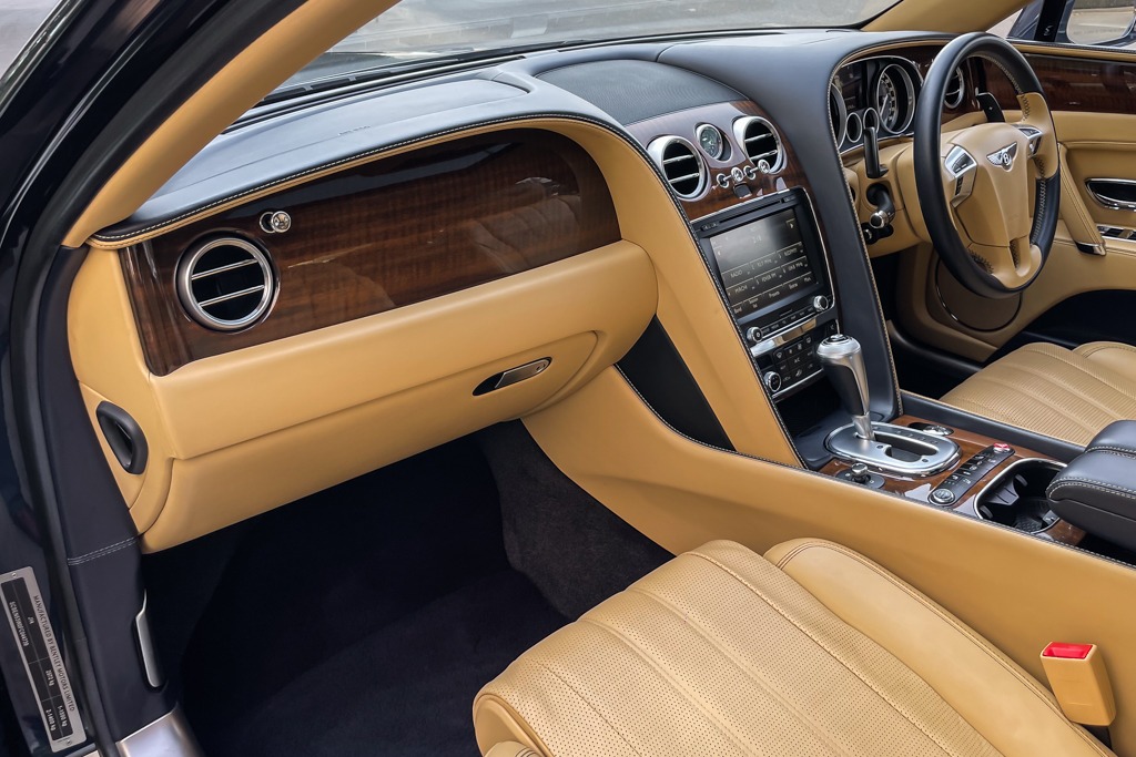 2014 BENTLEY FLYING SPUR V8