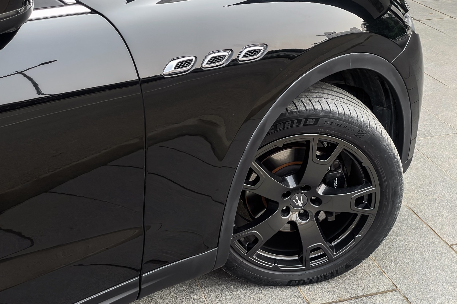 2019 MASERATI LEVANTE