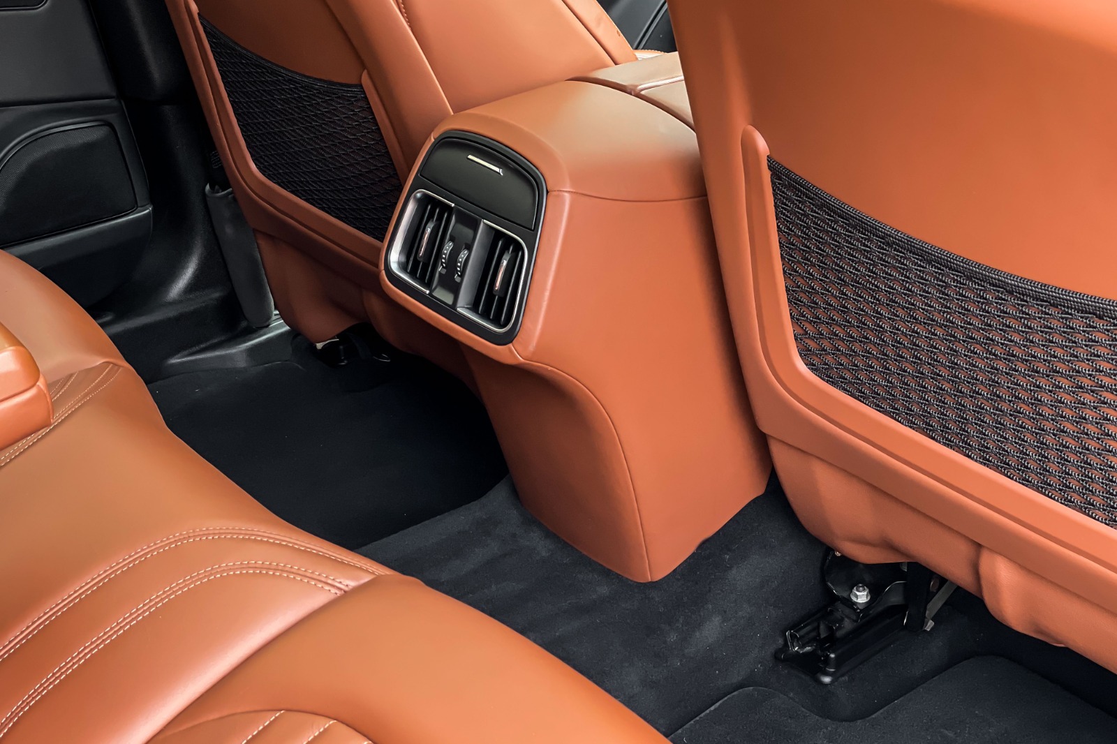 2019 MASERATI LEVANTE