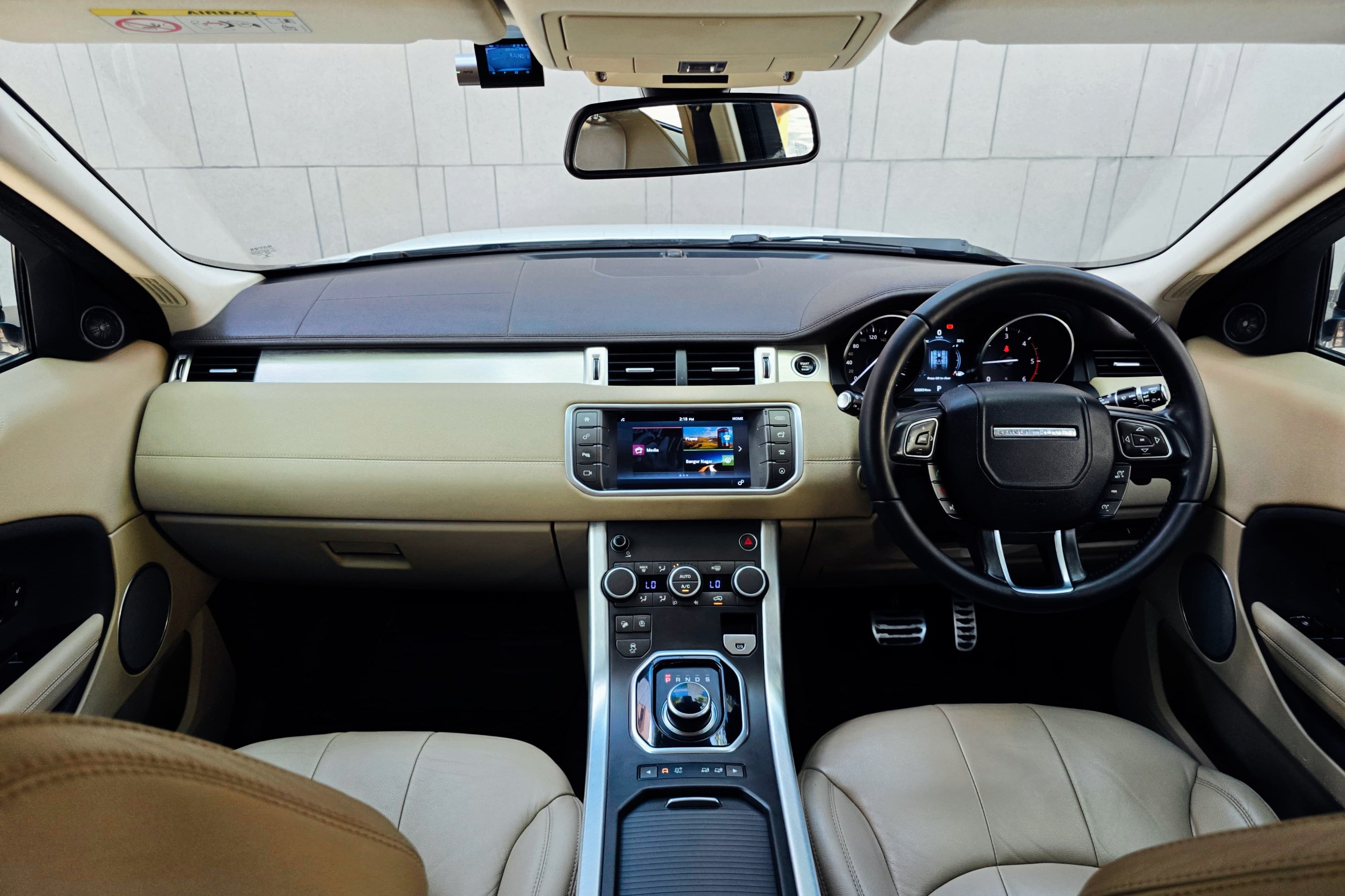 2018 RANGE ROVER EVOQUE SE