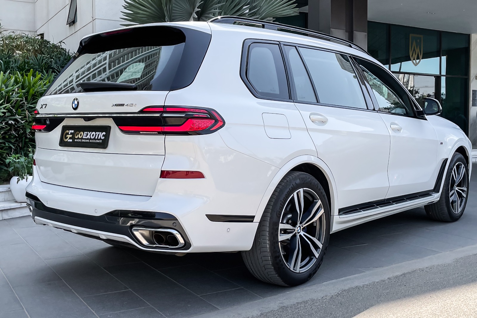 2023 BMW X7 40i M SPORT
