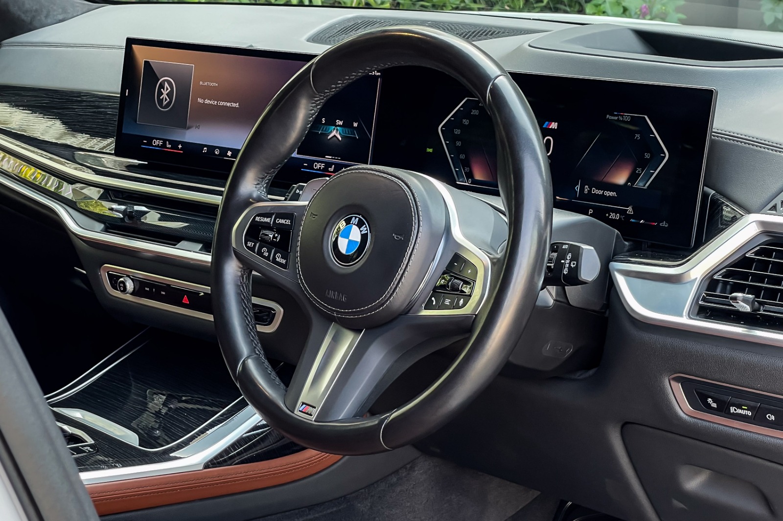 2023 BMW X7 40i M SPORT