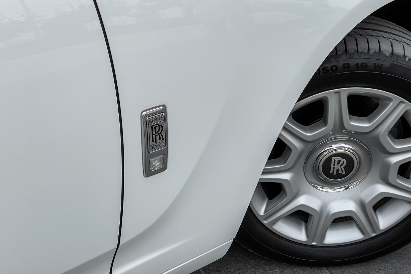 2010 ROLLS ROYCE GHOST SERIES I