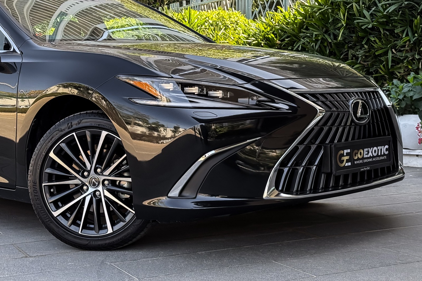 2024 LEXUS ES300 HYBRID LUXURY