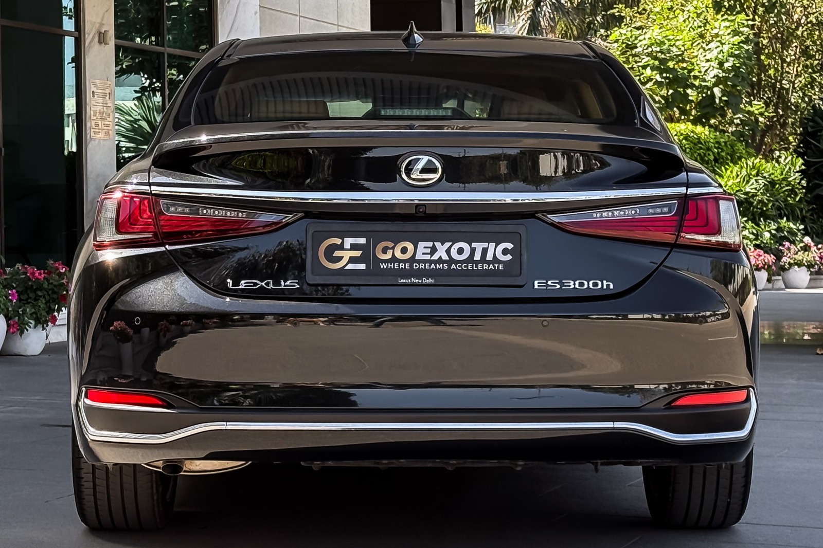 2024 LEXUS ES300 HYBRID LUXURY