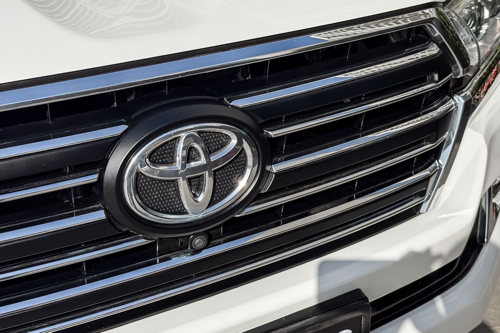 2016 TOYOTA LC200 V8