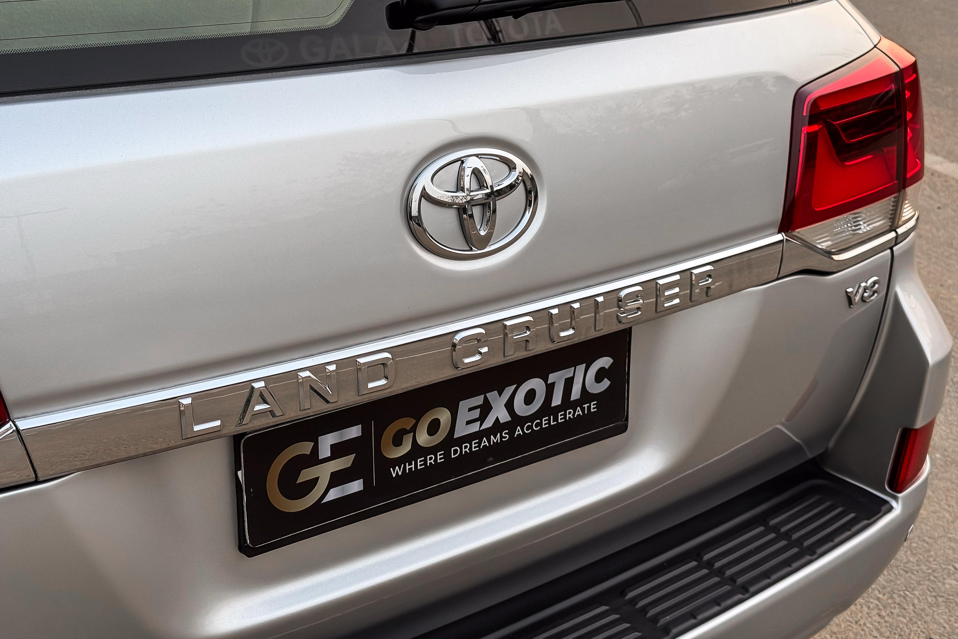 2017 TOYOTA LC 200 V8