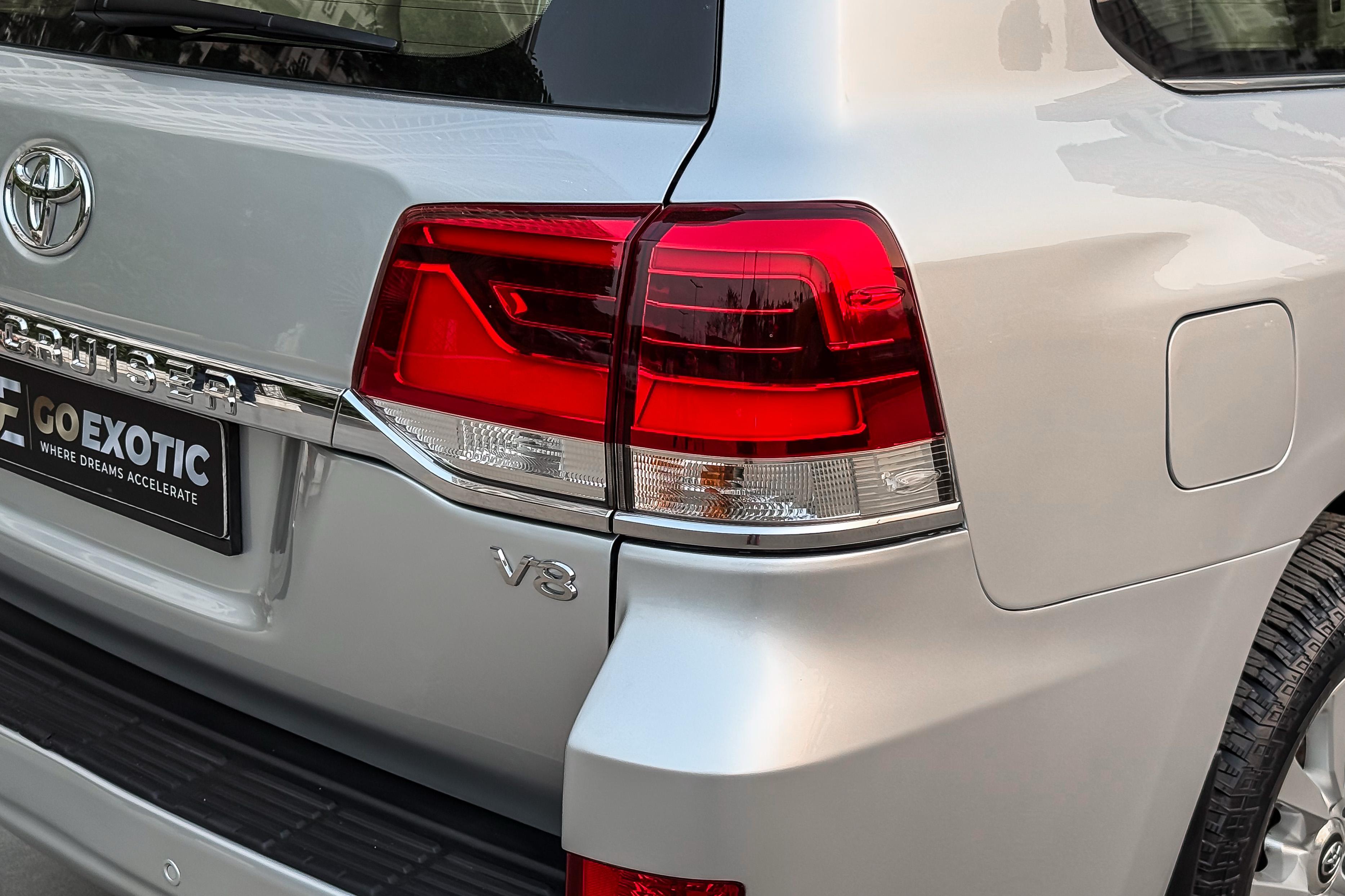 2017 TOYOTA LC 200 V8