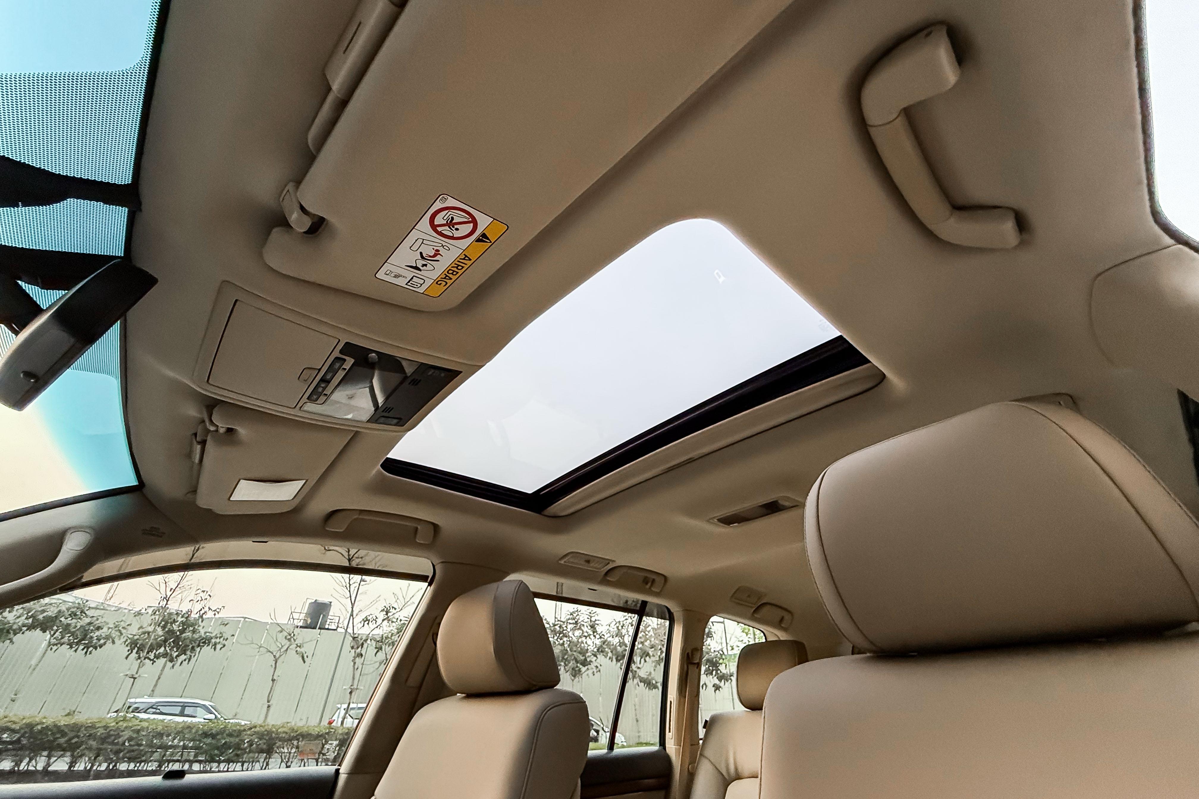 2017 TOYOTA LC 200 V8