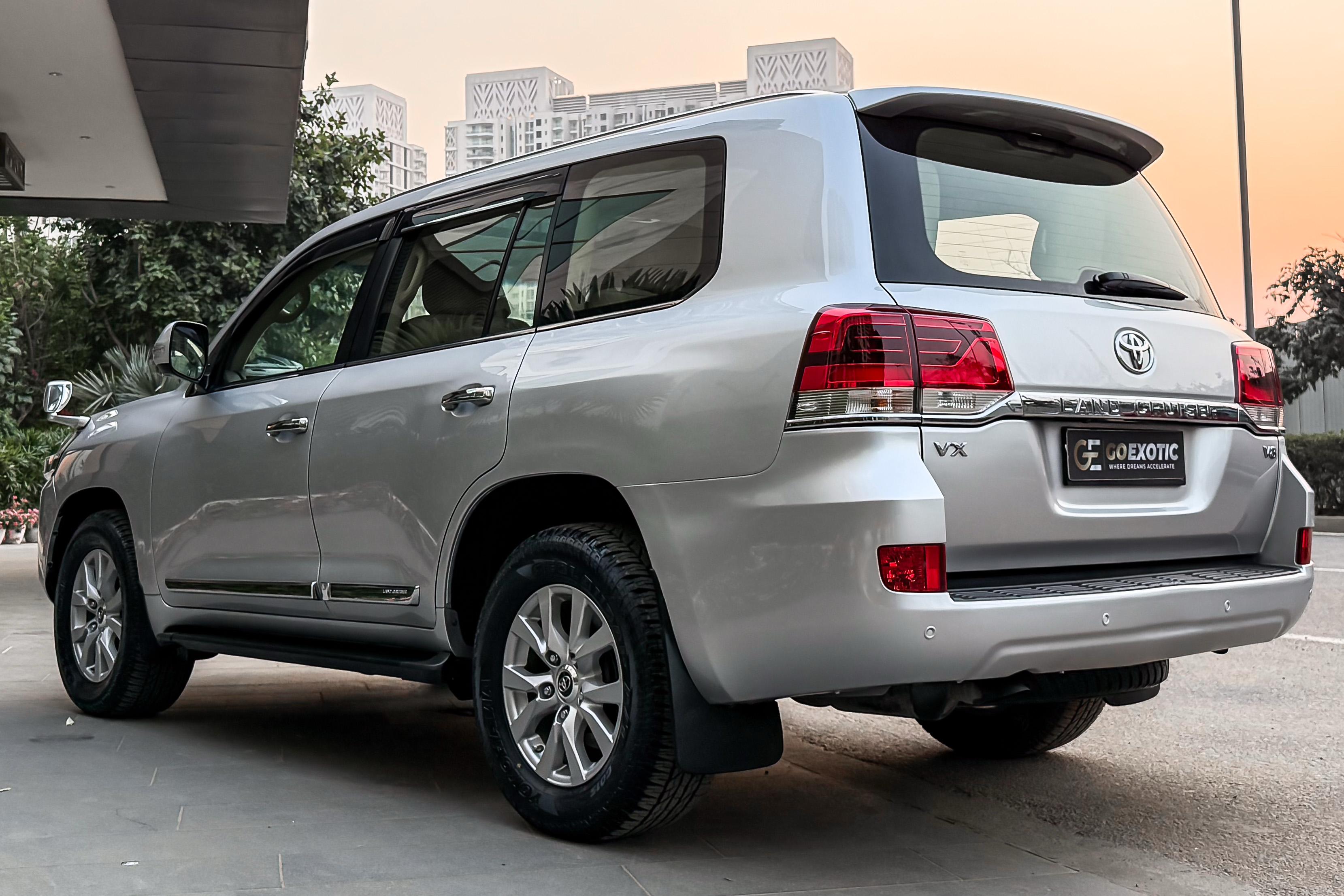 2017 TOYOTA LC 200 V8