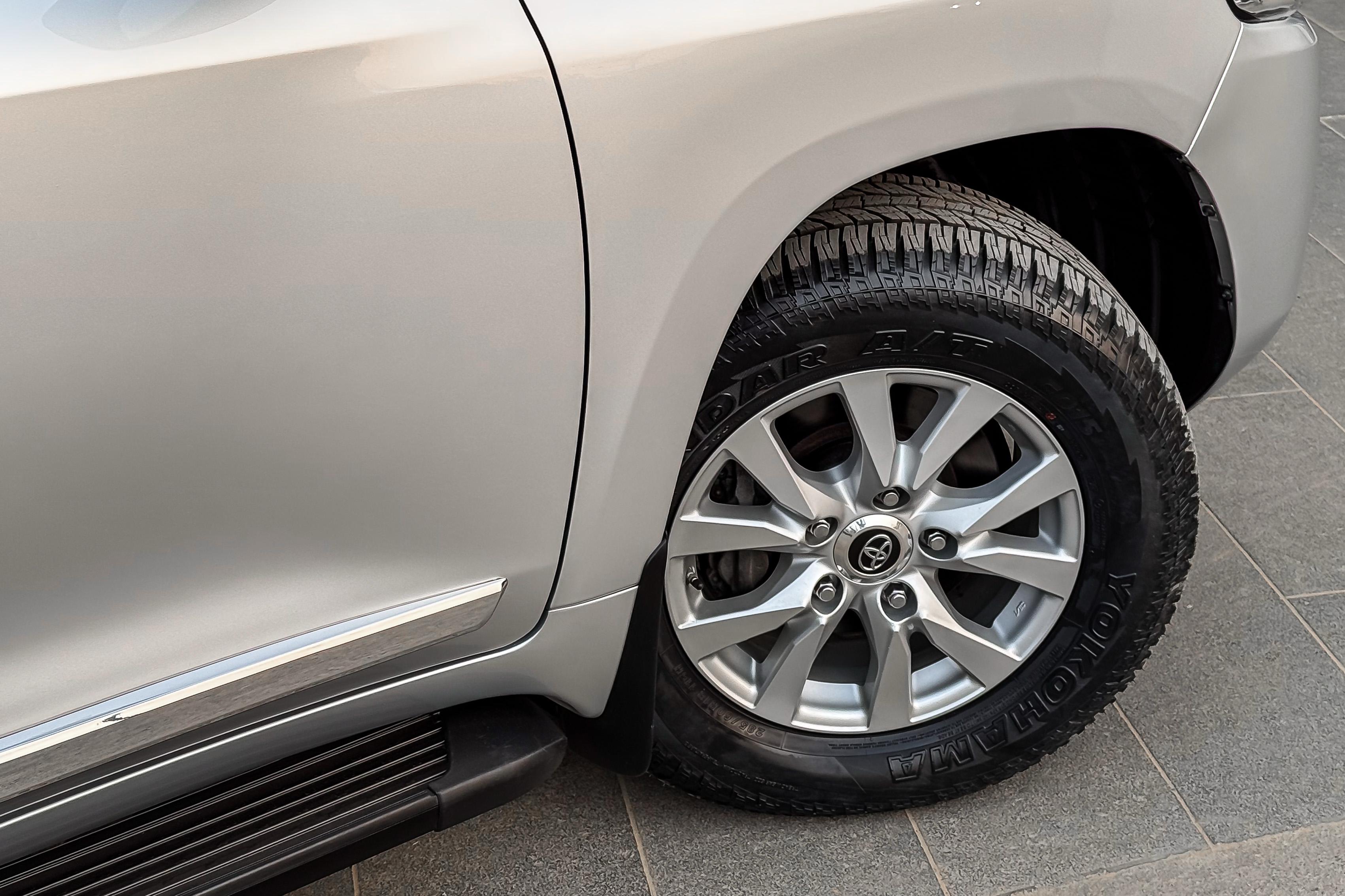 2017 TOYOTA LC 200 V8