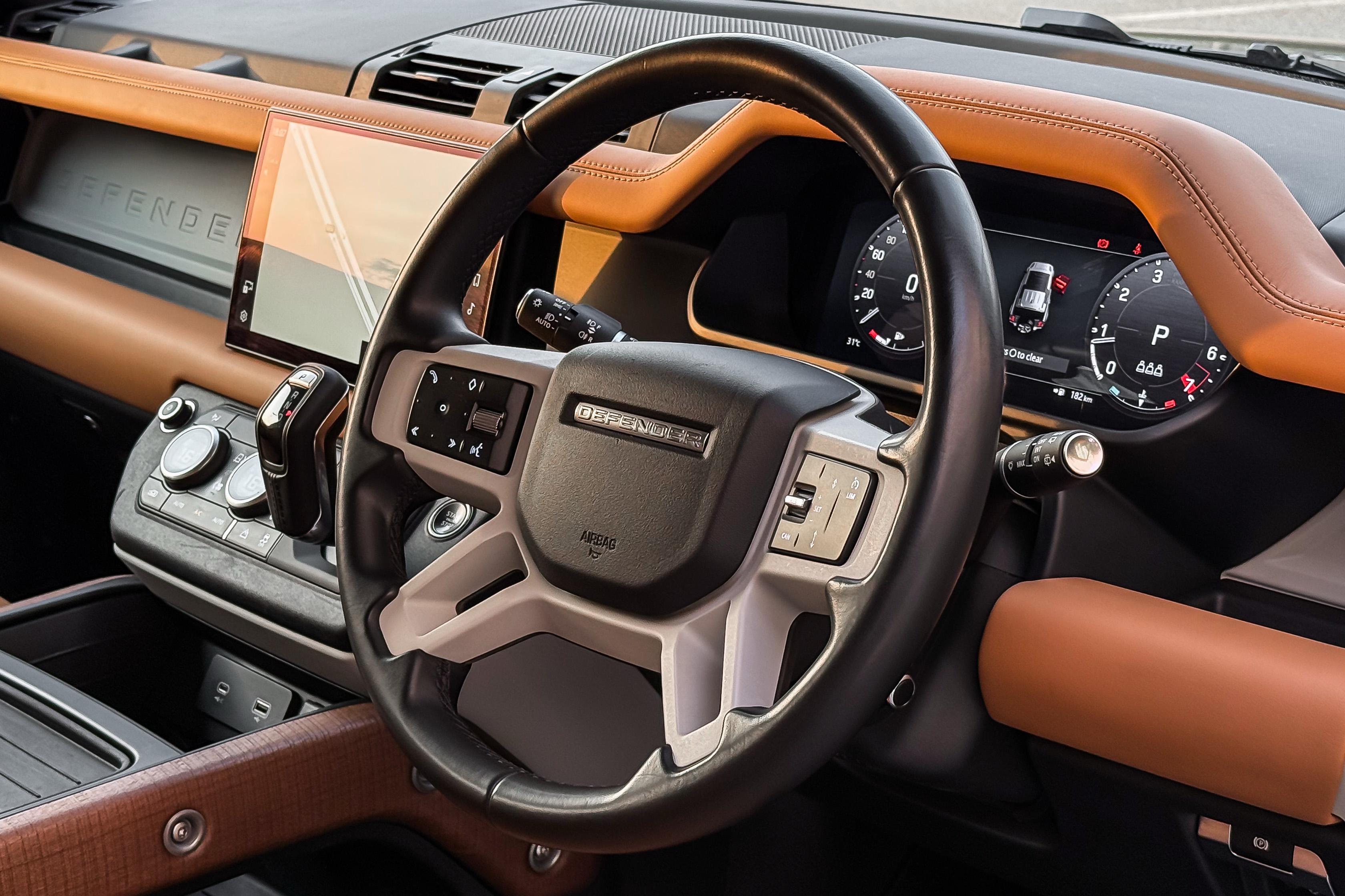 2023 LAND ROVER DEFENDER HSE