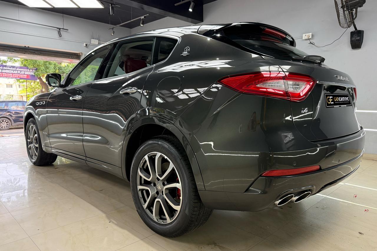 2019 MASERATI LEVANTE GRANLUSSO