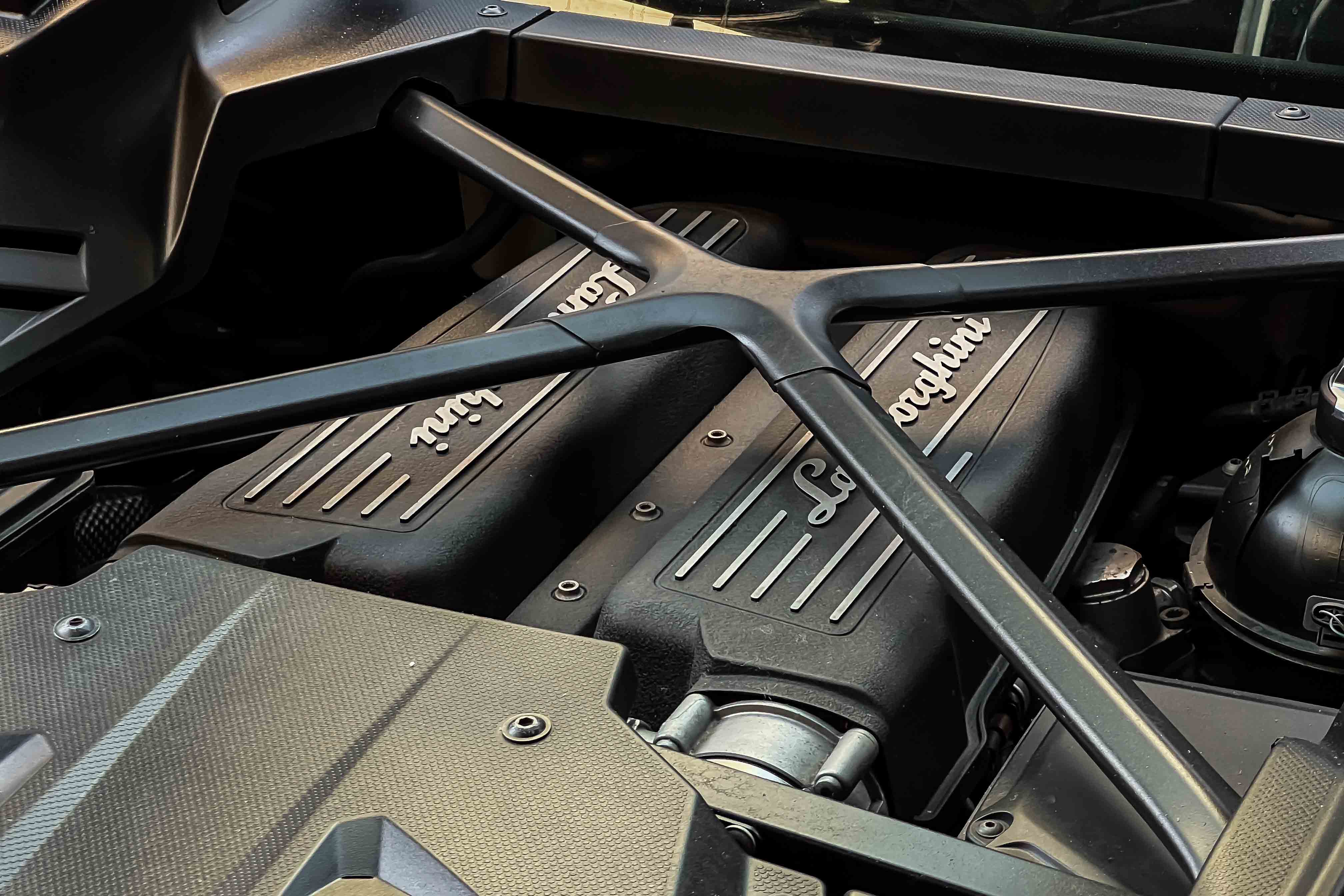 2021 LAMBORGHINI HURACAN EVO AWD