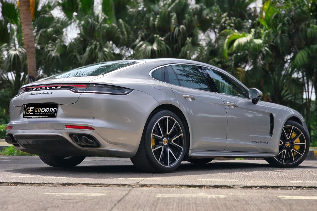 2022 PORSCHE PANAMERA TURBO S