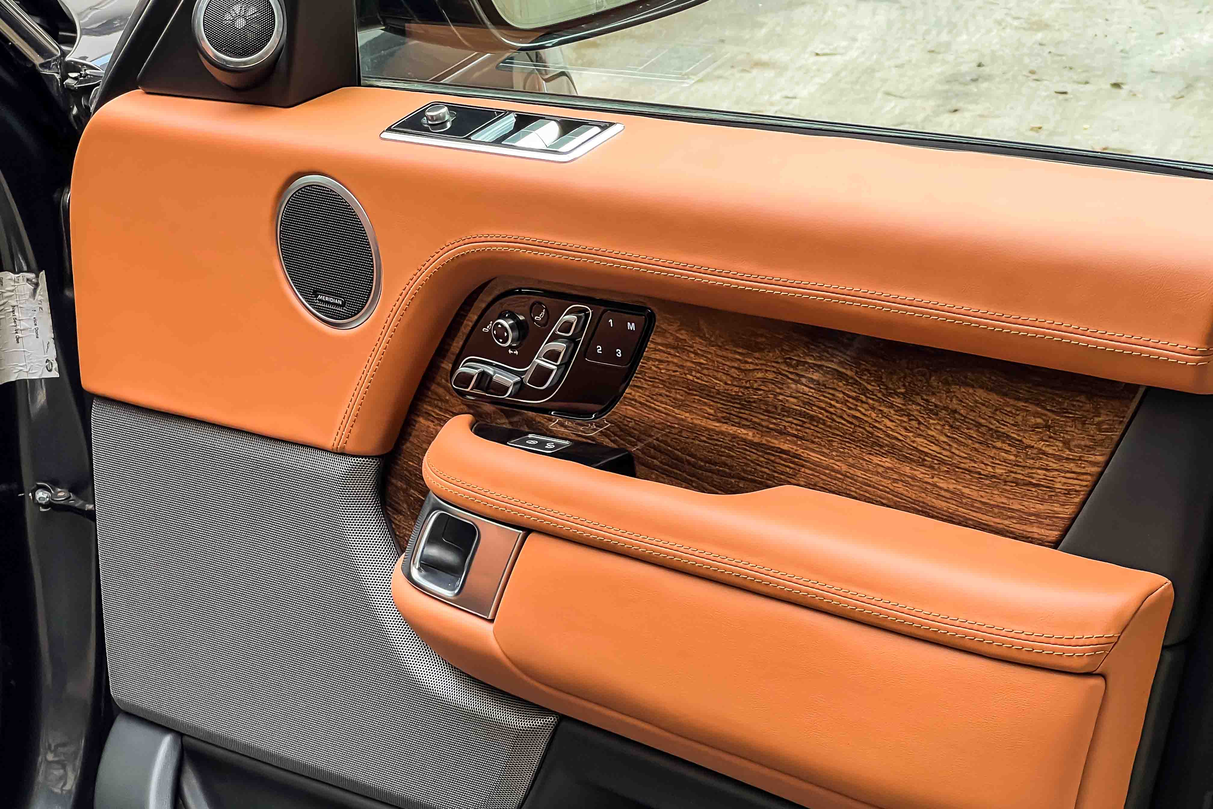 2019 RANGE ROVER VOGUE AUTOBIOGRAPHY SUPERCHARGED