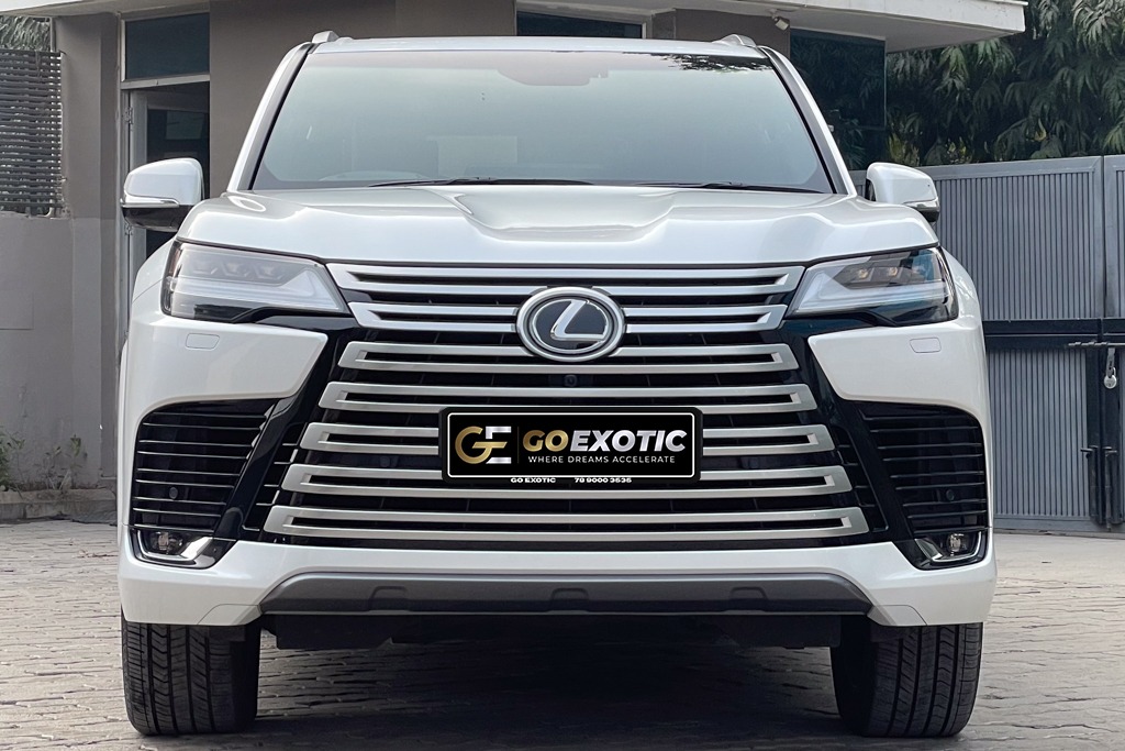 2023 LEXUS LX500d